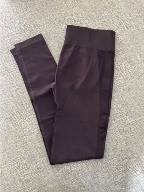 AZUR FIT - CLASSIC FIT SCRUNCH LEGGINGS